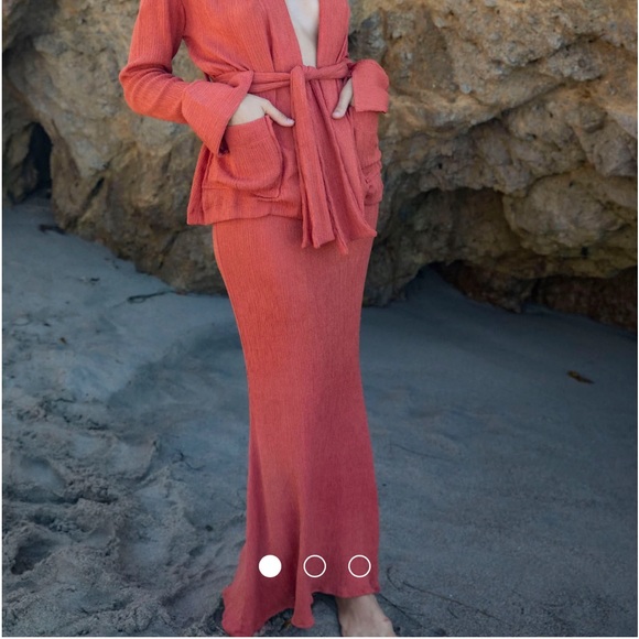 Savannah Morrow signature handloom maxi skirt . Unique silk and bamboo fabric. - Picture 2 of 7